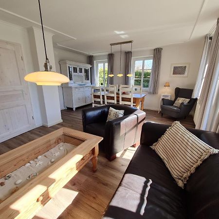 Ferienhaus Ellen, Eg Whg Utersum Εξωτερικό φωτογραφία